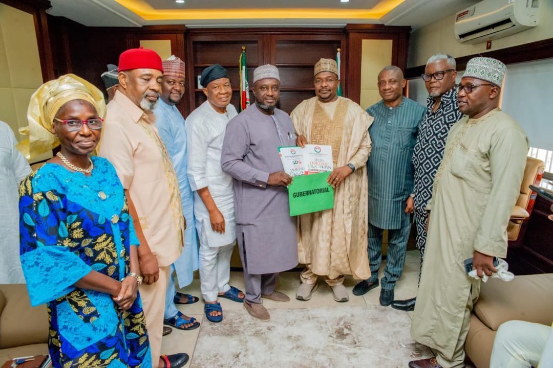 Muhamad Bello receiving PDP 2026 gubernatorial primary election forms